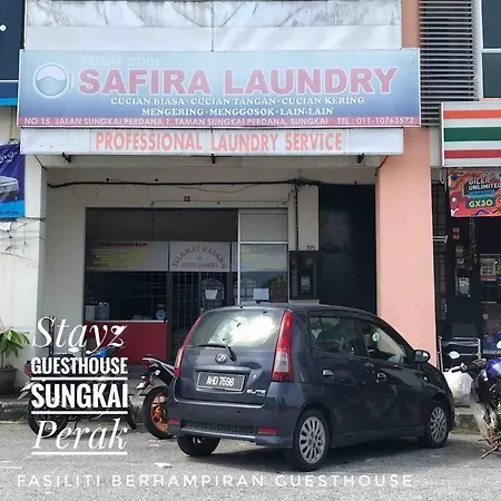 Stayz Guesthouse Sungkai Exterior photo