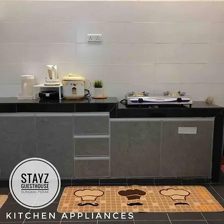 Stayz Guesthouse Sungkai Exterior photo